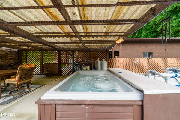 $495,000 | 1528 Irondale Road, Big Stone Gap, VA 24219