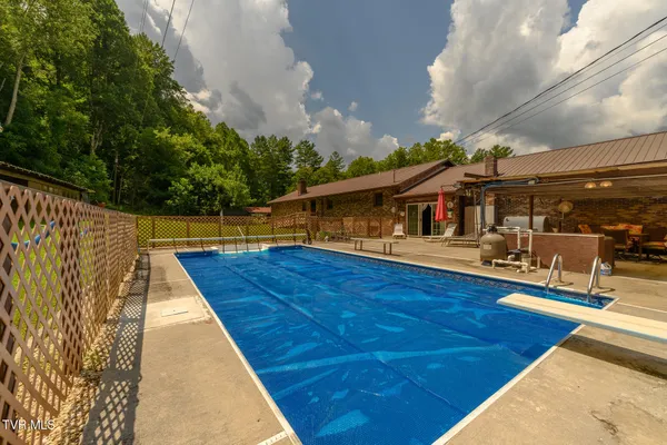 $495,000 | 1528 Irondale Road, Big Stone Gap, VA 24219