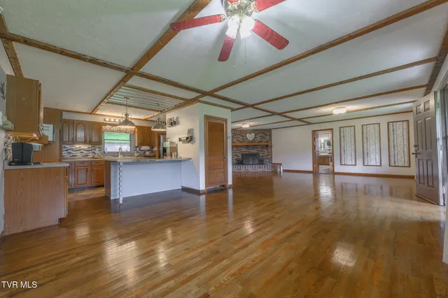 $495,000 | 1528 Irondale Road, Big Stone Gap, VA 24219