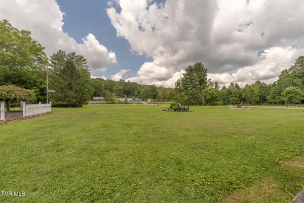 $495,000 | 1528 Irondale Road, Big Stone Gap, VA 24219