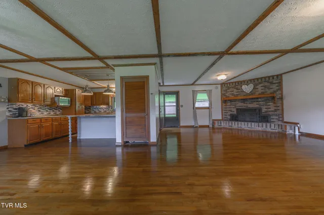 $495,000 | 1528 Irondale Road, Big Stone Gap, VA 24219