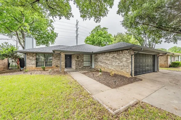$2,600 | 514 Parsley Lane, Euless, TX 76039