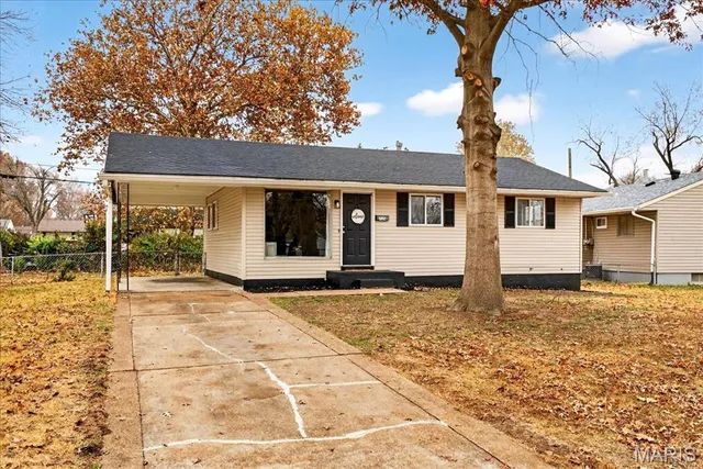 $179,900 | 715 Tyson Drive, Florissant, MO 63031