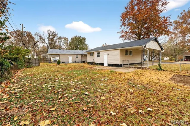 $179,900 | 715 Tyson Drive, Florissant, MO 63031