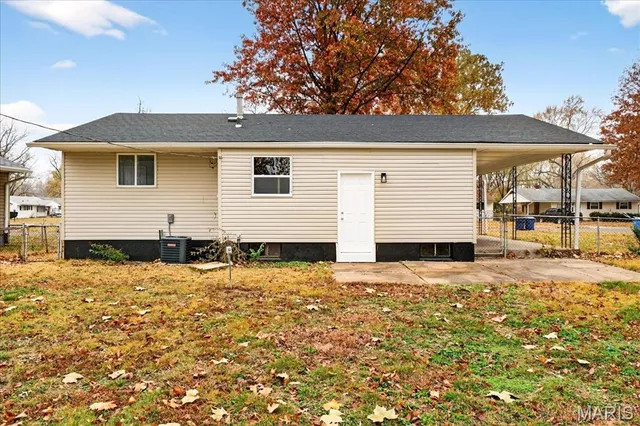 $179,900 | 715 Tyson Drive, Florissant, MO 63031