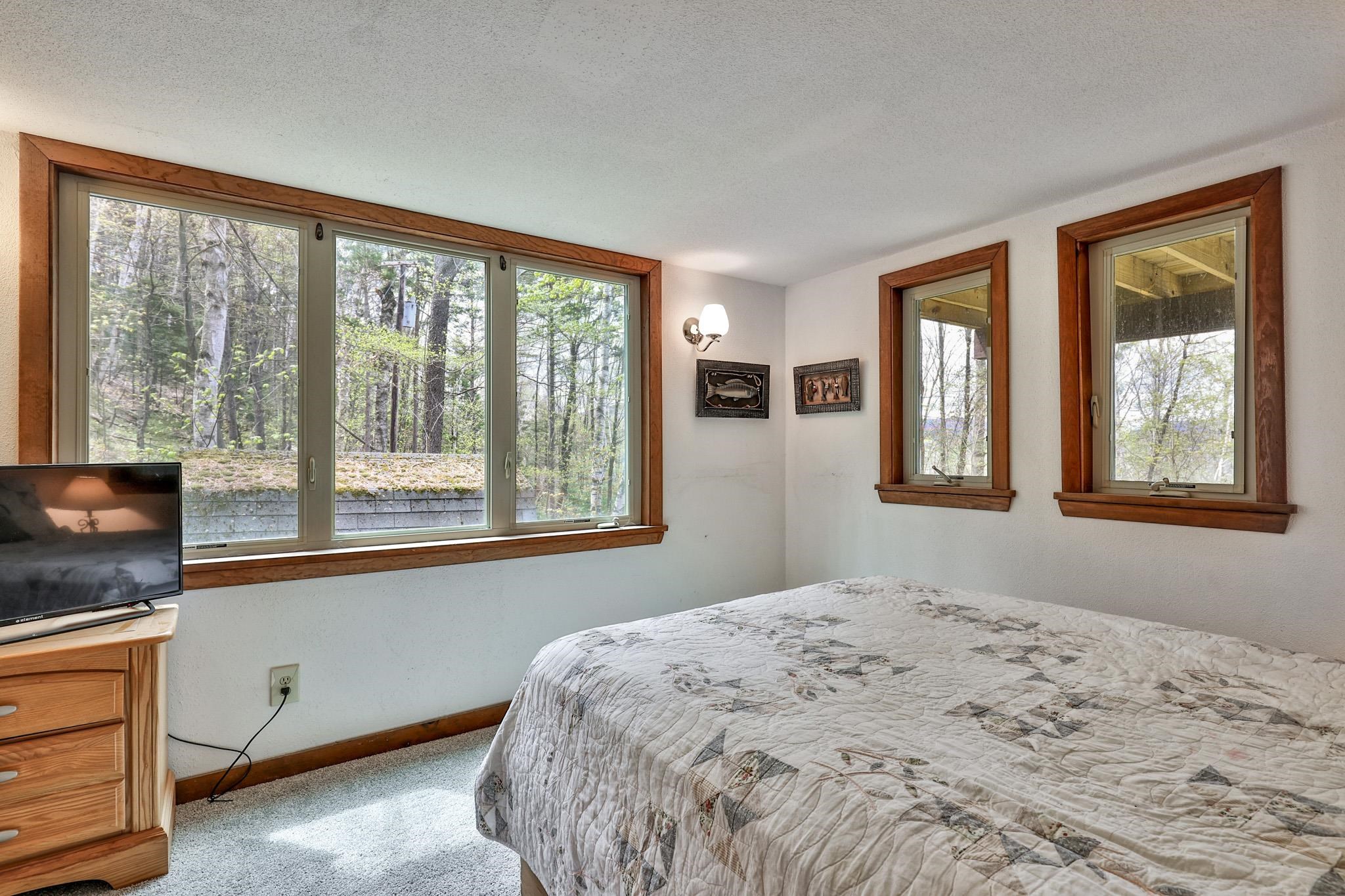208 Great Hawk Road Rochester, VT 05767 - Photo 32 of 43