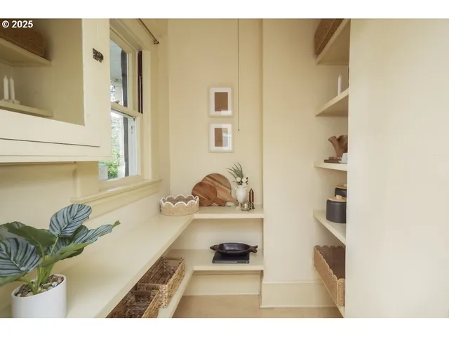 $699,000 | 7039 North Portsmouth Avenue, Portland, OR 97203