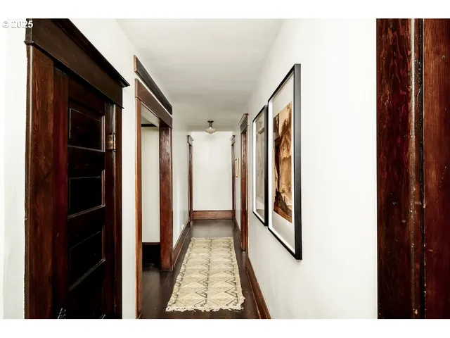 $699,000 | 7039 North Portsmouth Avenue, Portland, OR 97203