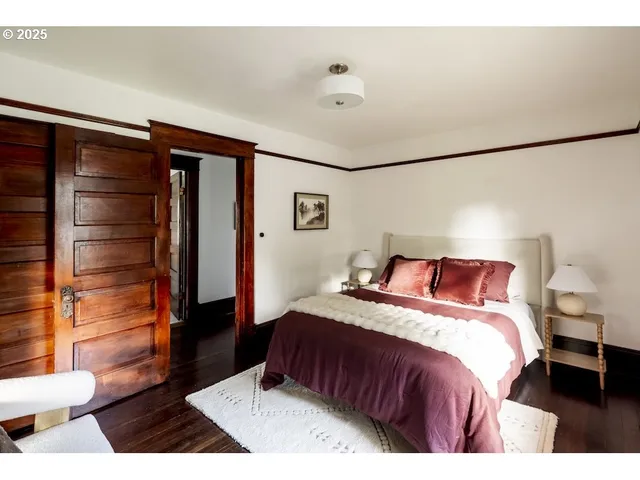 $699,000 | 7039 North Portsmouth Avenue, Portland, OR 97203