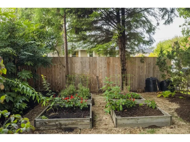 $699,000 | 7039 North Portsmouth Avenue, Portland, OR 97203