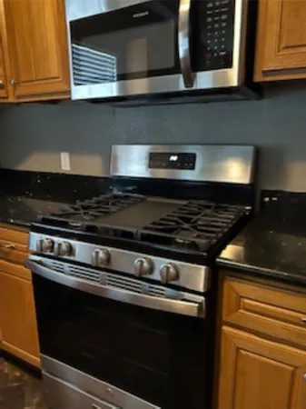 $2,150 | 1433 Kipp Avenue, Kemah, TX 77565