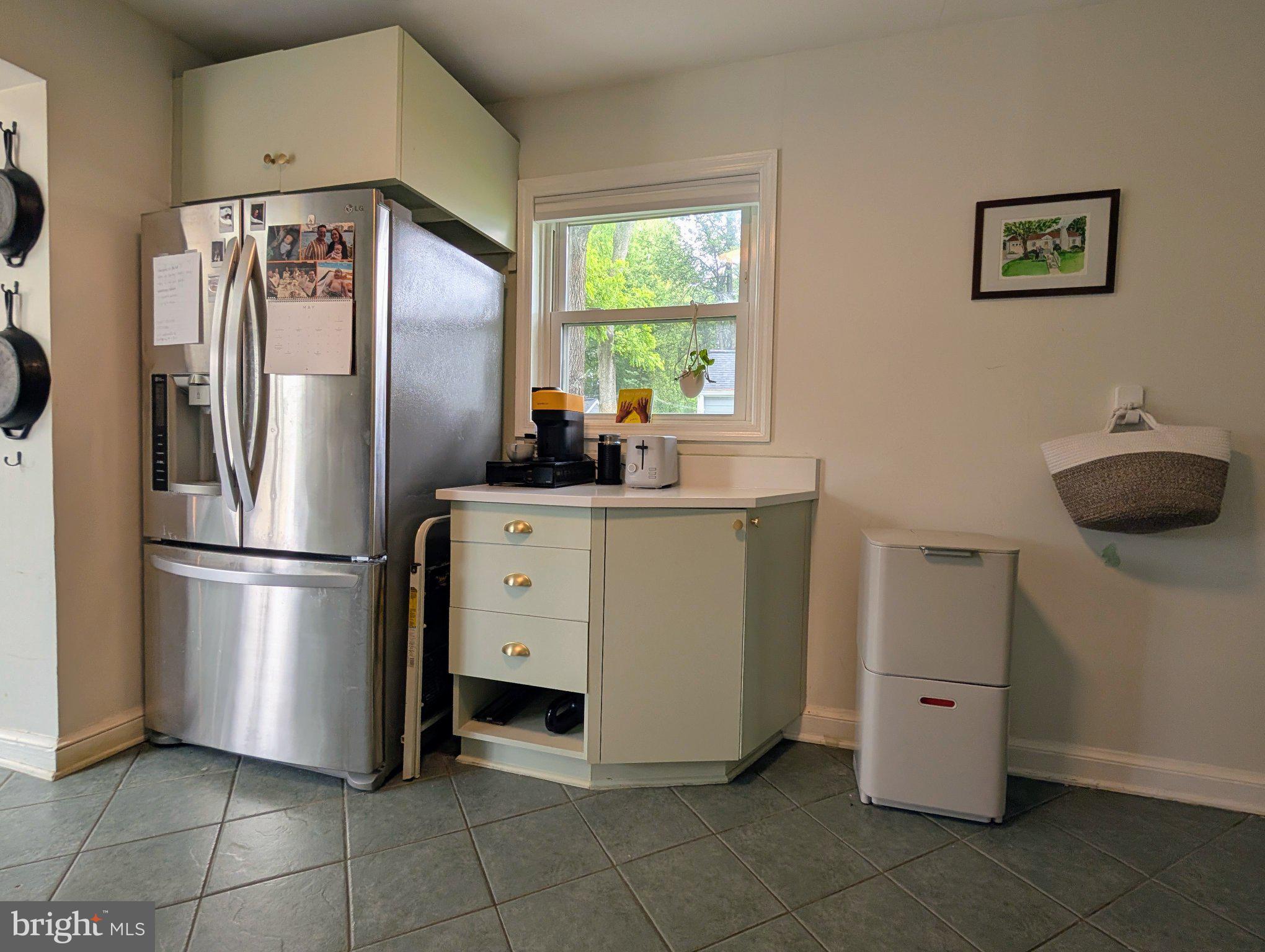 10106 Greenock Road Silver Spring, MD 20901 - Photo 5 of 19 Bright and functional kitchen corner.