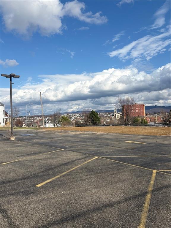 196 West Main Street Uniontown, PA 15401 - Photo 3 of 5