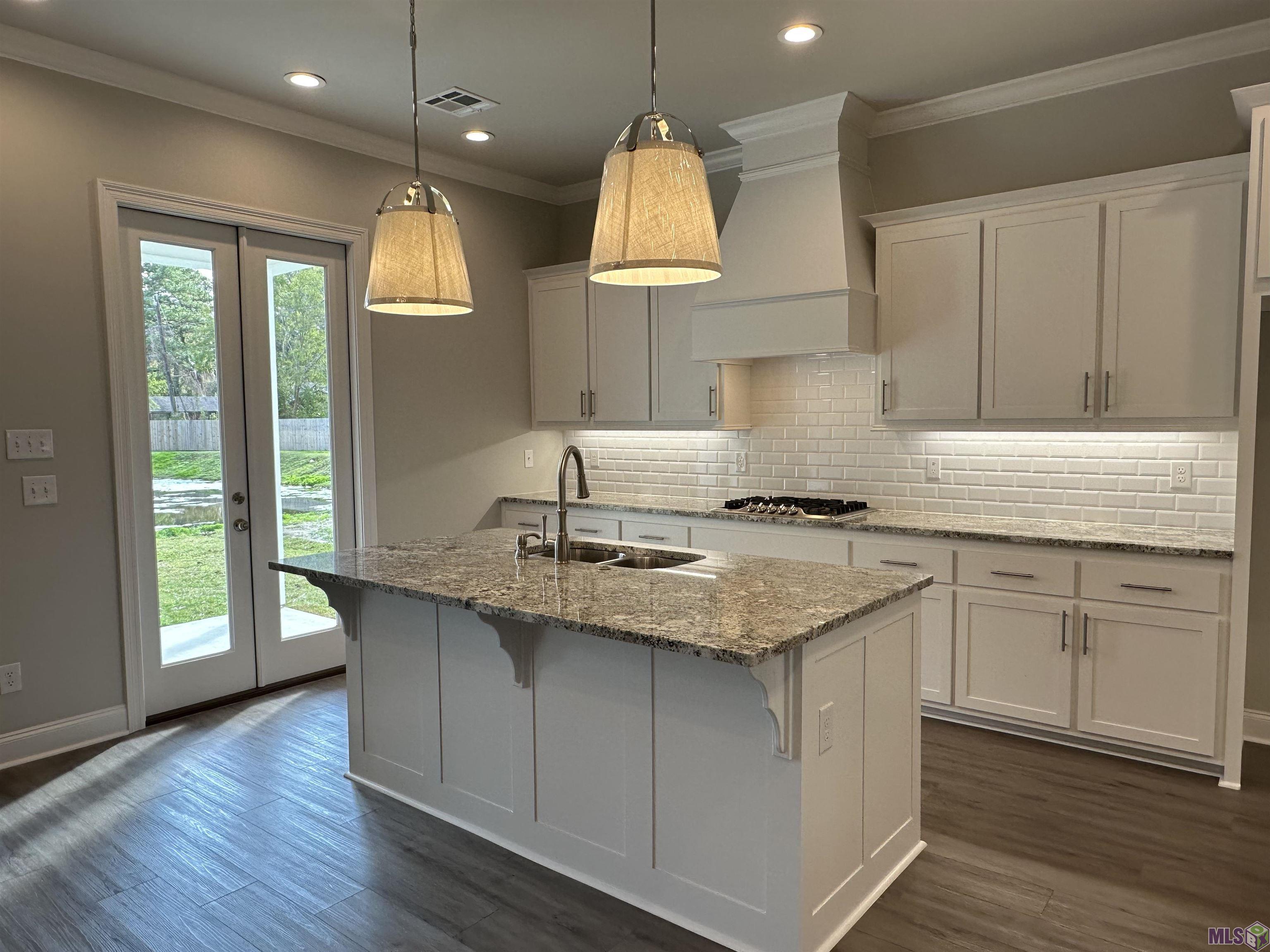 214 Sweetbay Court Baton Rouge, LA 70810 - Photo 4 of 12 Gallery Image 4