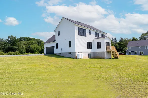 $924,900 | 0 Creek Road, Wynantskill, NY 12198