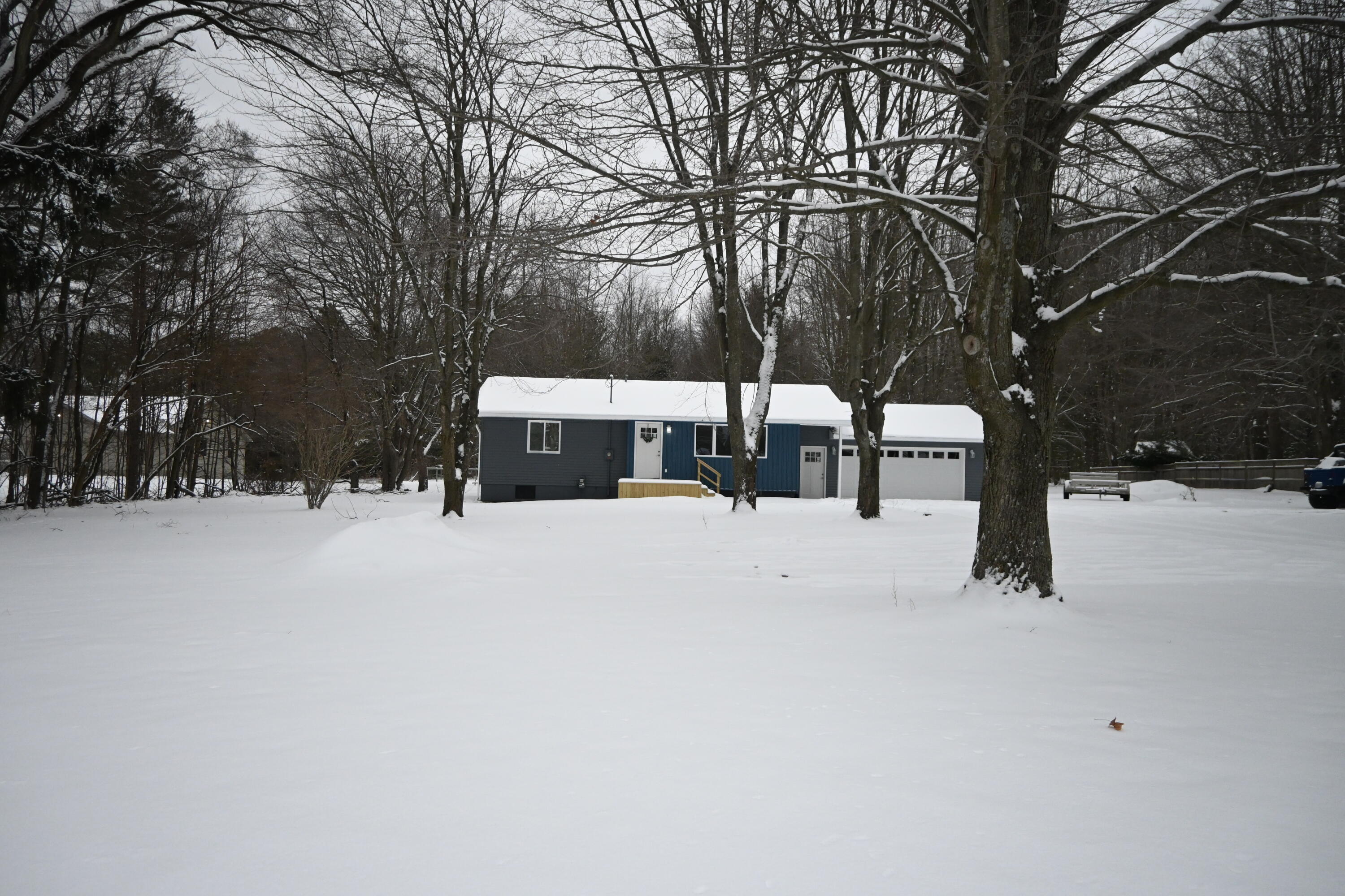 2392 West Bard Road Muskegon, MI 49445 - Photo 4 of 53 DSC_0632