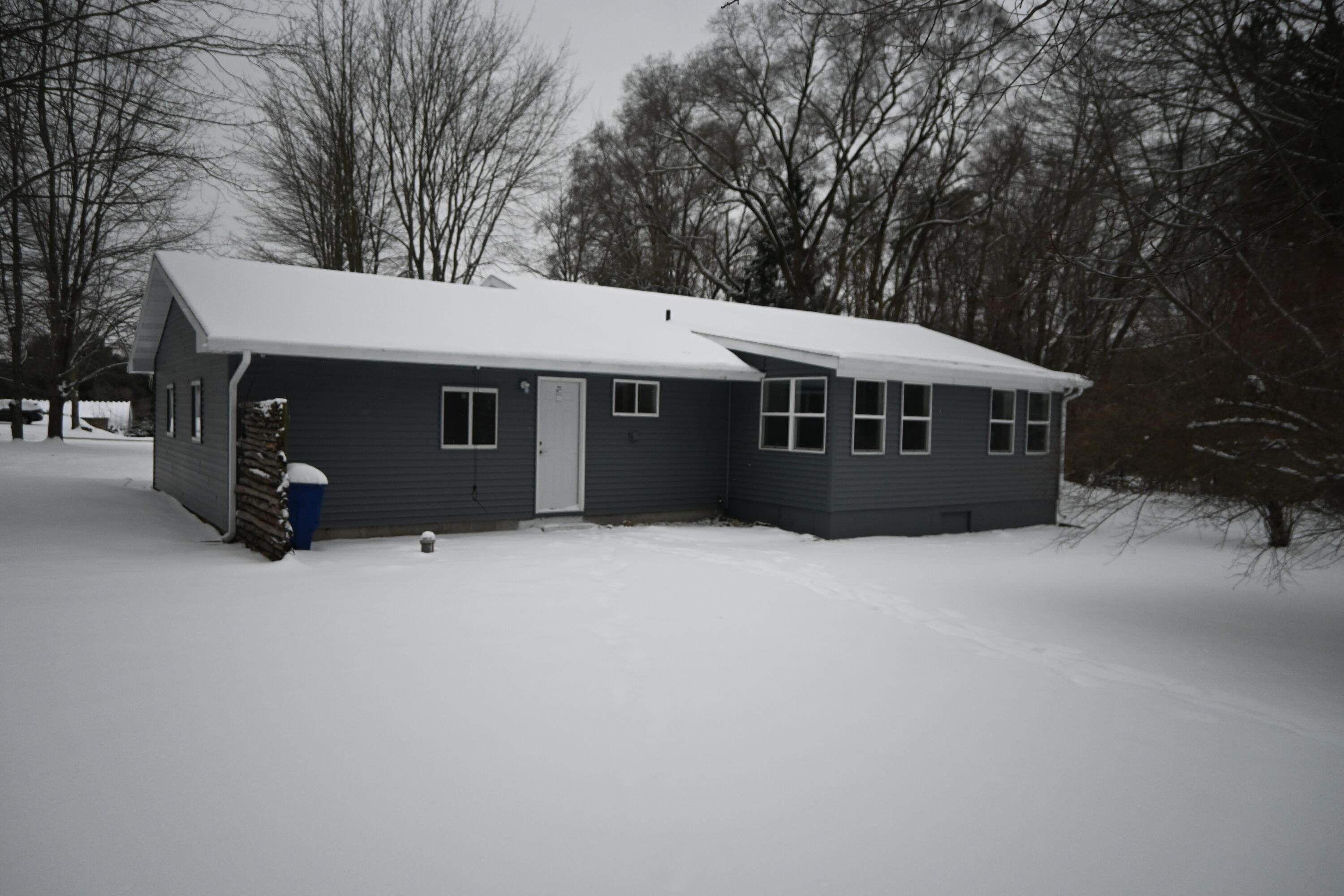 2392 West Bard Road Muskegon, MI 49445 - Photo 10 of 53 DSC_0644