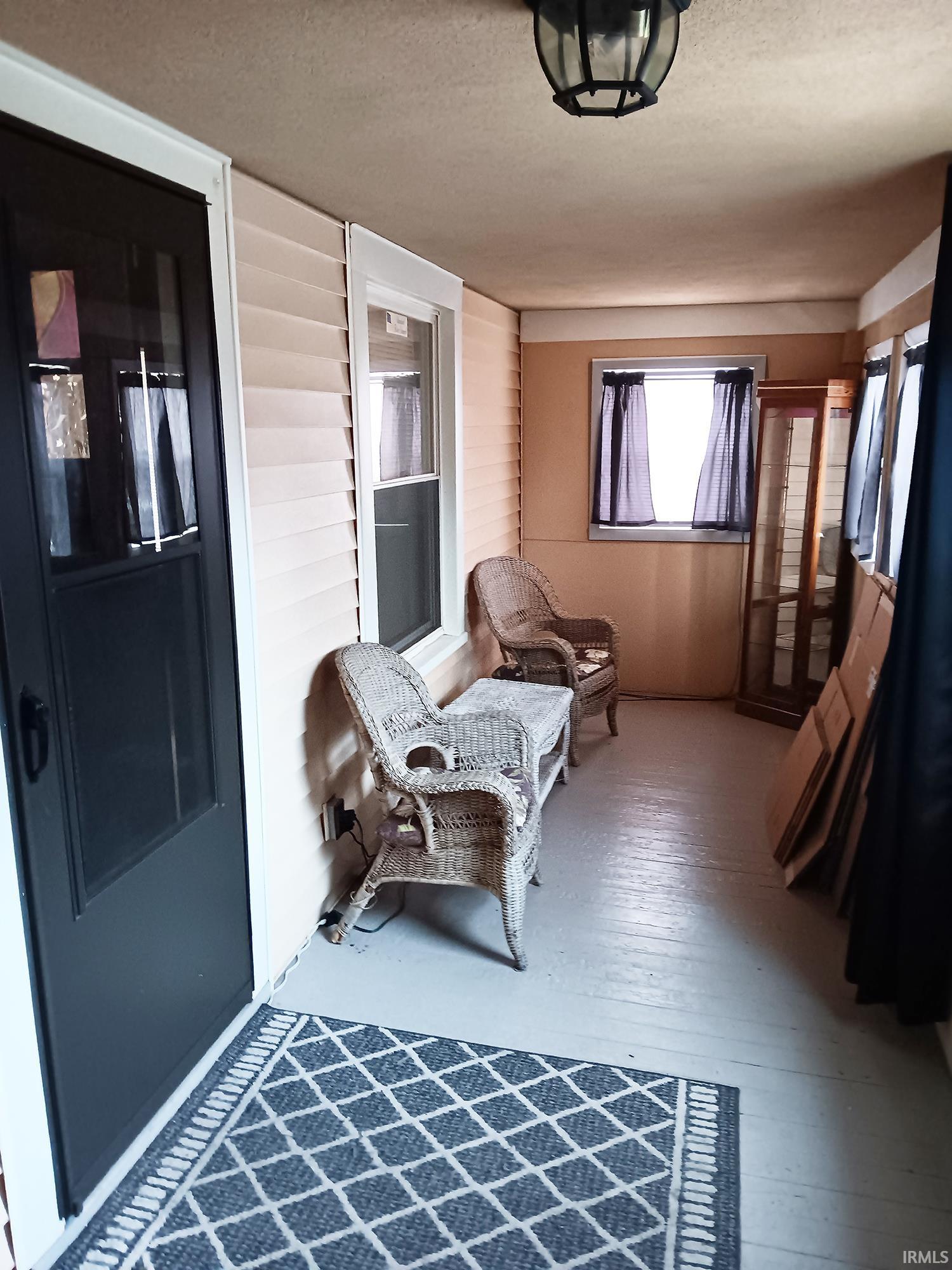 615 2nd Street Fort Wayne, IN 46808 - Photo 2 of 35