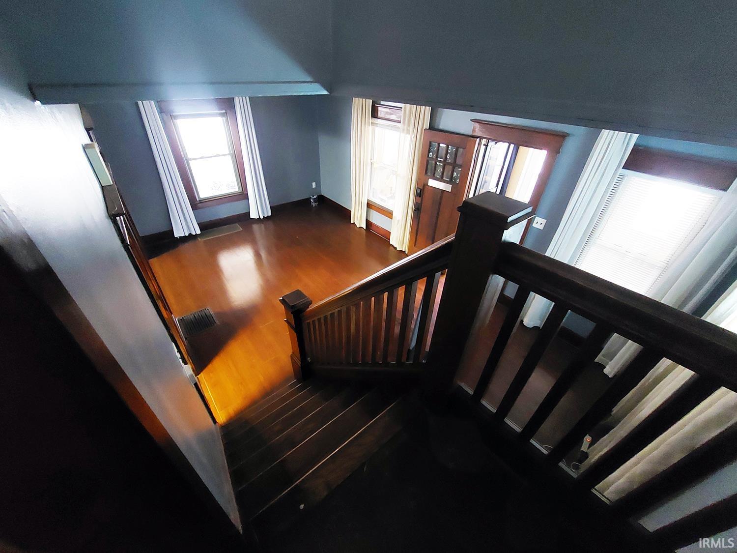 615 2nd Street Fort Wayne, IN 46808 - Photo 3 of 35