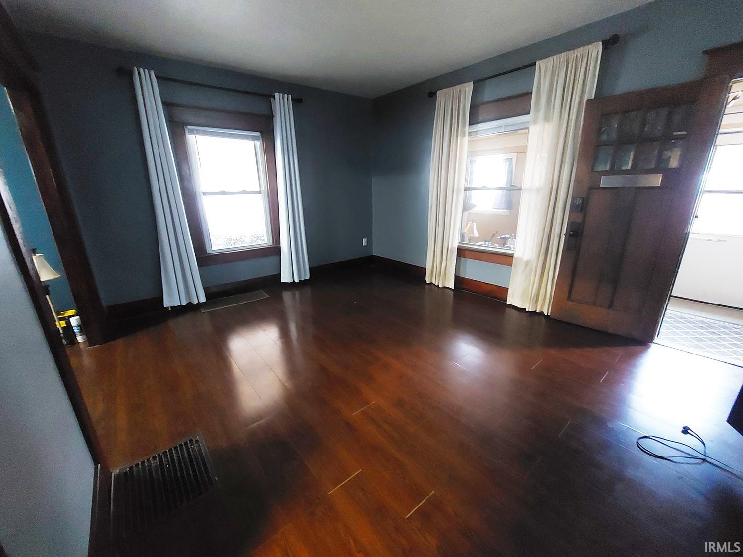 615 2nd Street Fort Wayne, IN 46808 - Photo 7 of 35