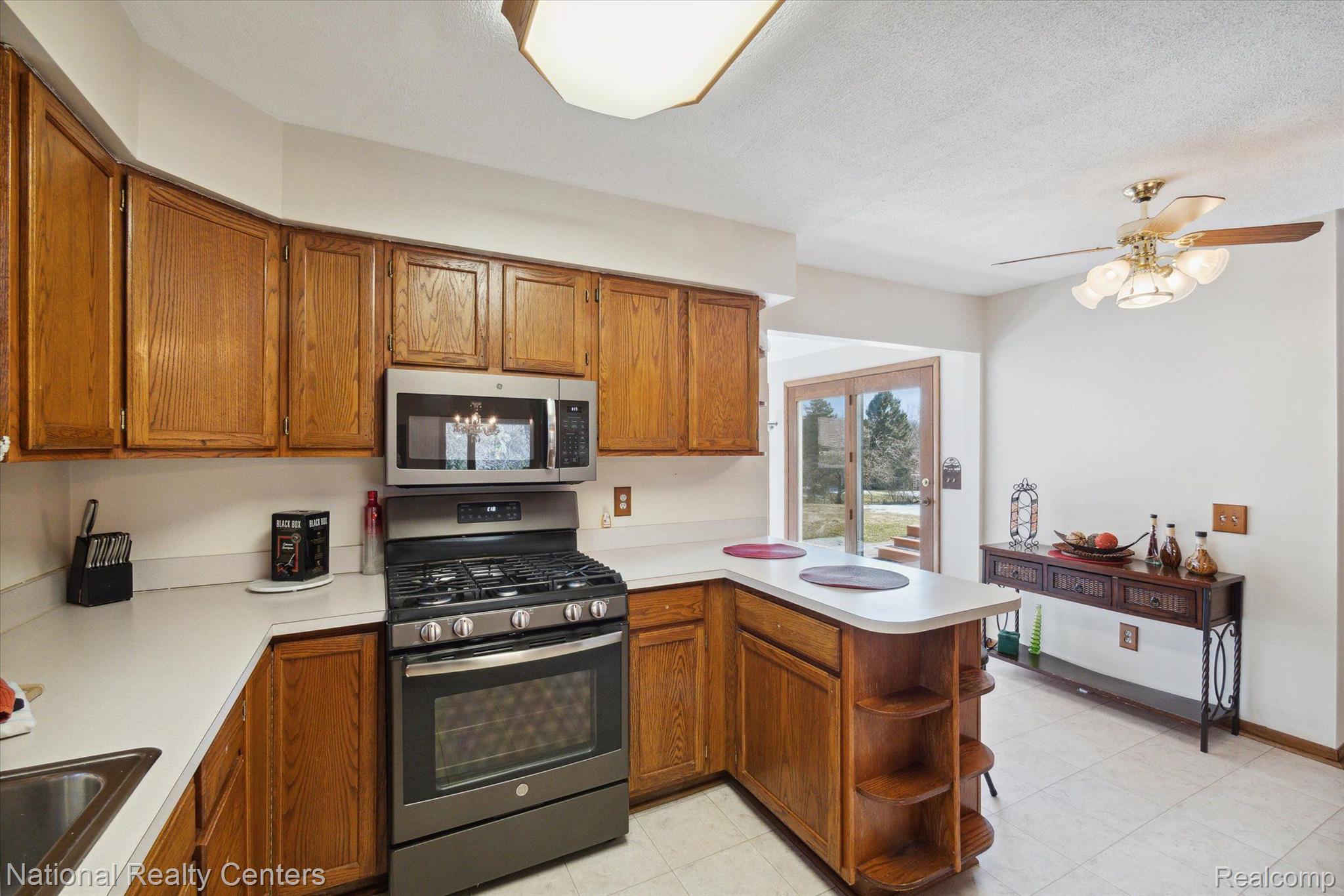 5786 Edgar Road Clarkston, MI 48346 - Photo 15 of 49 Gallery Image 15