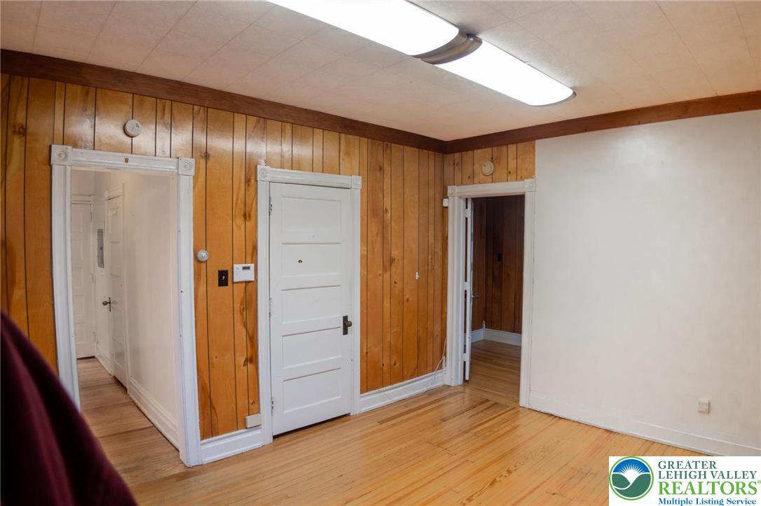 316 West Broad Street, Unit 2 Bethlehem, PA 18018 - Photo 13 of 15 Living Room
