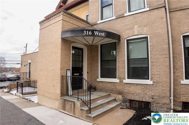 $1,250 | 316 West Broad Street, Unit 2, Bethlehem, PA 18018