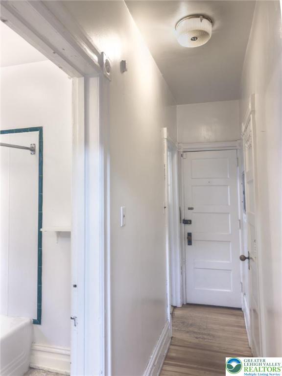 316 West Broad Street, Unit 2 Bethlehem, PA 18018 - Photo 10 of 15 Hallway