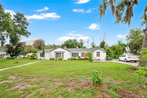 $259,000 | 715 Ave B Southwest, Winter Haven, FL 33880
