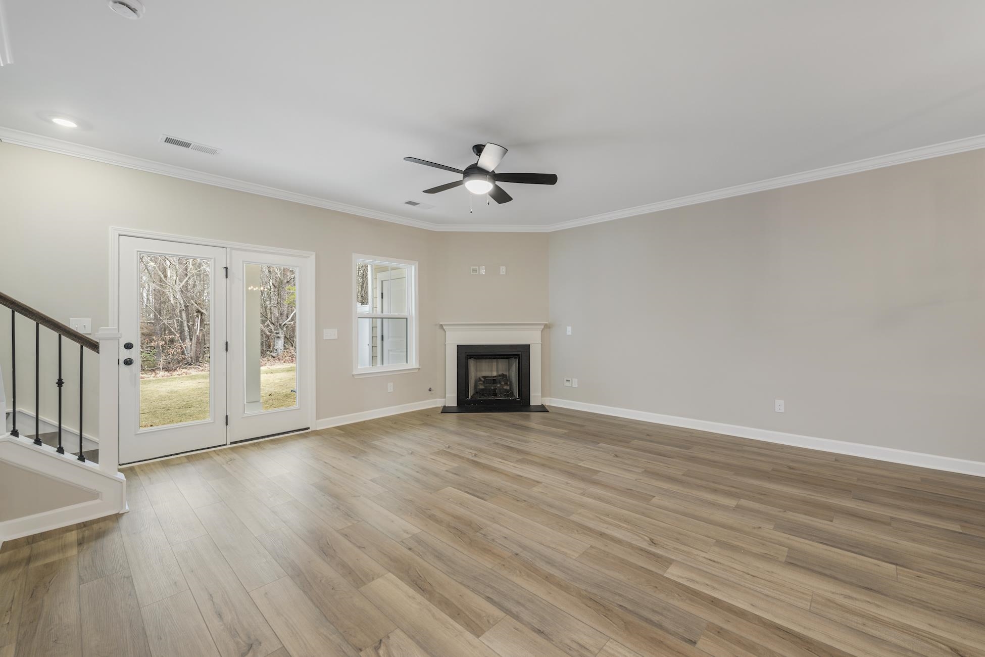 335 Nettle Lane Greenville, SC 29607 - Photo 8 of 39 Gallery Image 8