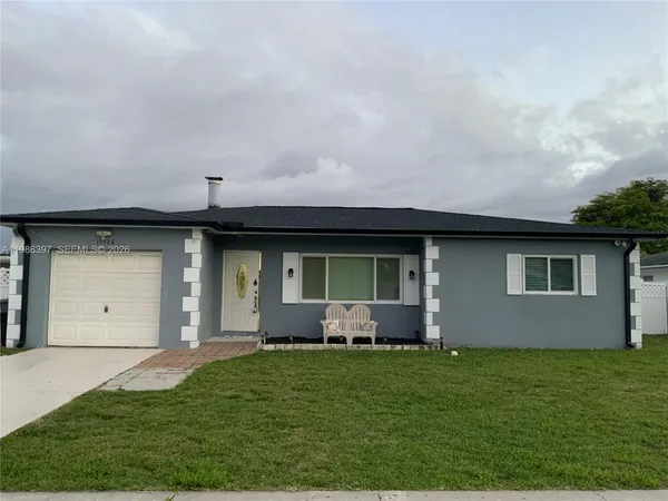 $3,700 | 11128 Median Street, Boca Raton, FL 33428