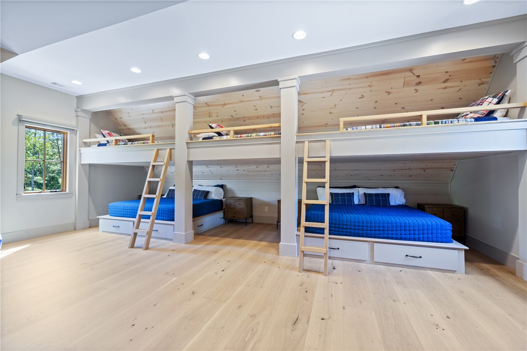 116 Nimmons Bridge Road Salem, SC 29676 - Photo 30 of 49 Upper-Level Bunkroom