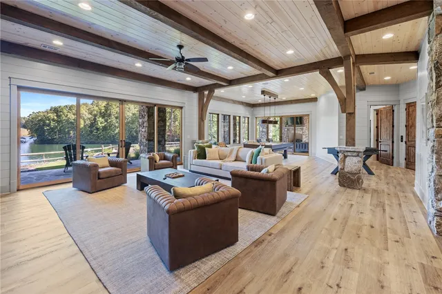 $10,900,000 | 116 Nimmons Bridge Road, Salem, SC 29676