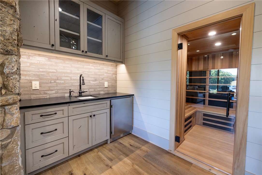 116 Nimmons Bridge Road Salem, SC 29676 - Photo 36 of 49 Wet Bar/Kitchenette