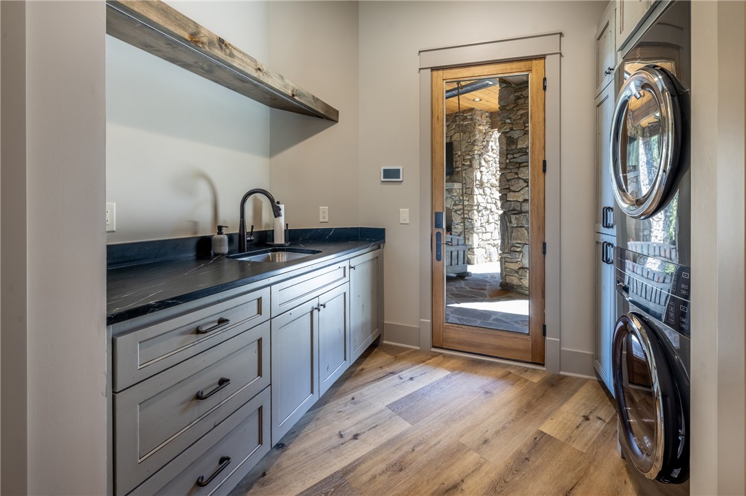 116 Nimmons Bridge Road Salem, SC 29676 - Photo 40 of 49 Lower-Level Lake Room with Laundry & Half Bath