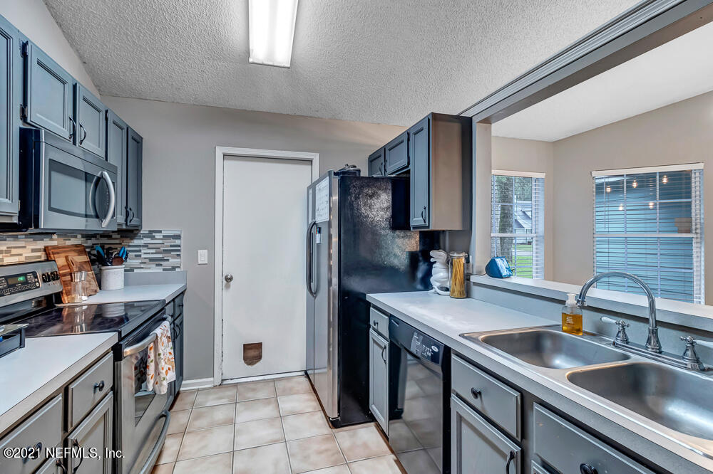 12878 Moose Road Jacksonville, FL 32226 - Photo 13 of 28 26