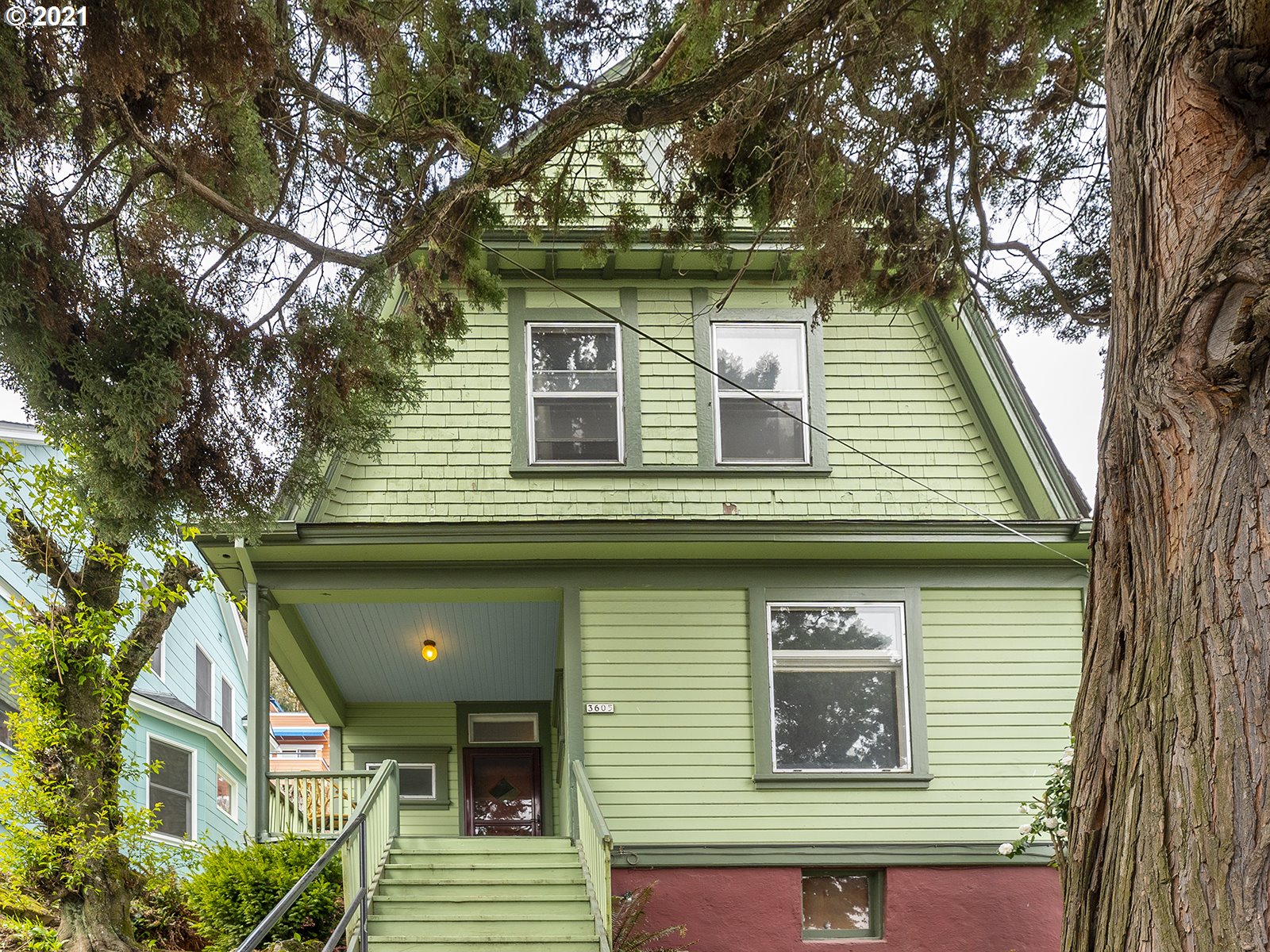 3605 Southwest Condor Avenue Portland, OR 97239 - Photo 1 of 32