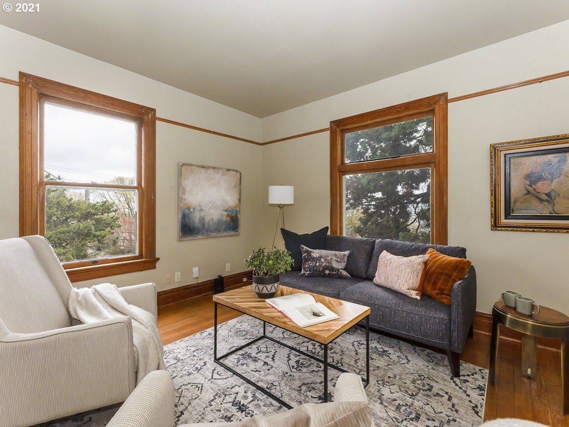 3605 Southwest Condor Avenue Portland, OR 97239 - Photo 11 of 32