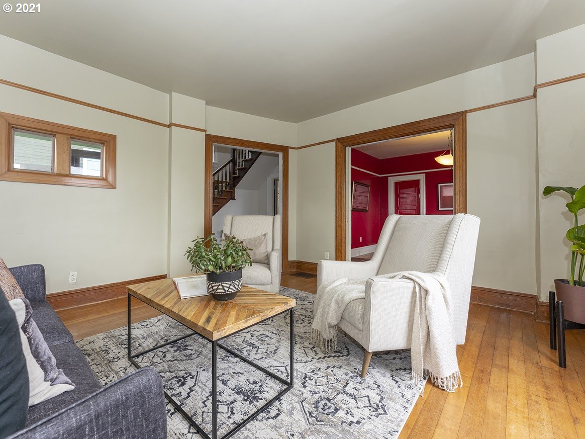 3605 Southwest Condor Avenue Portland, OR 97239 - Photo 10 of 32