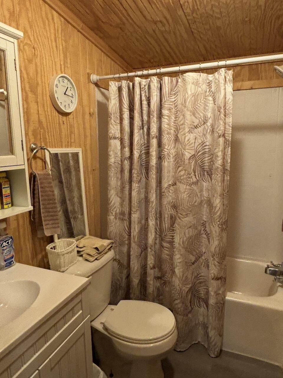 239 Hames Road Chickamauga, GA 30707 - Photo 13 of 55 home interior 7