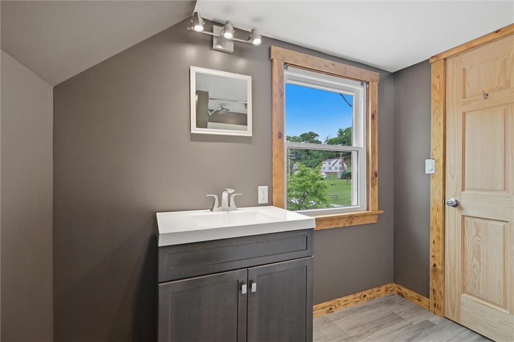 2659 River Road Vandergrift, PA 15690 - Photo 22 of 49