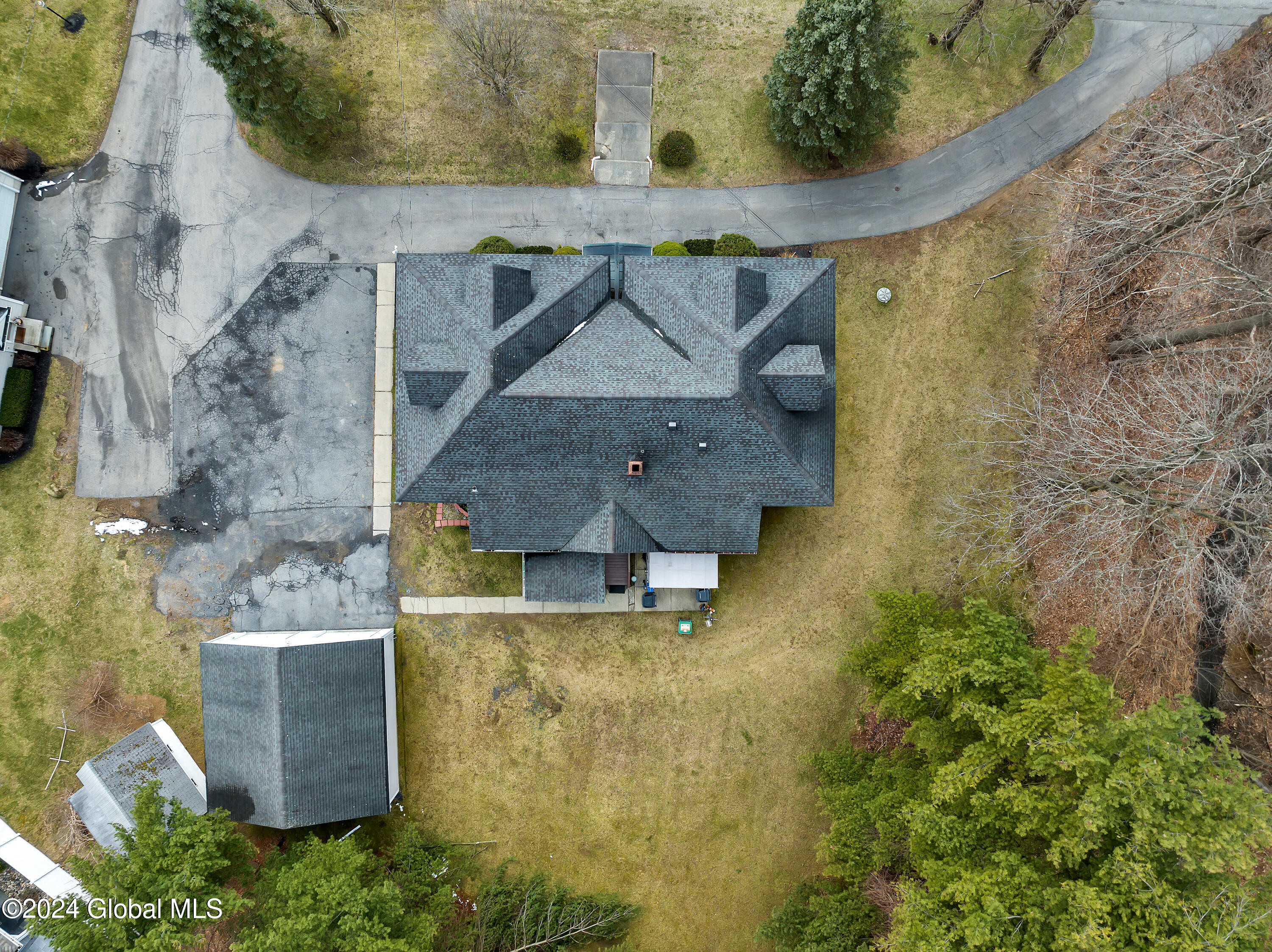 289 Consaul Road Colonie, NY 12205 - Photo 31 of 32 DJI_0397