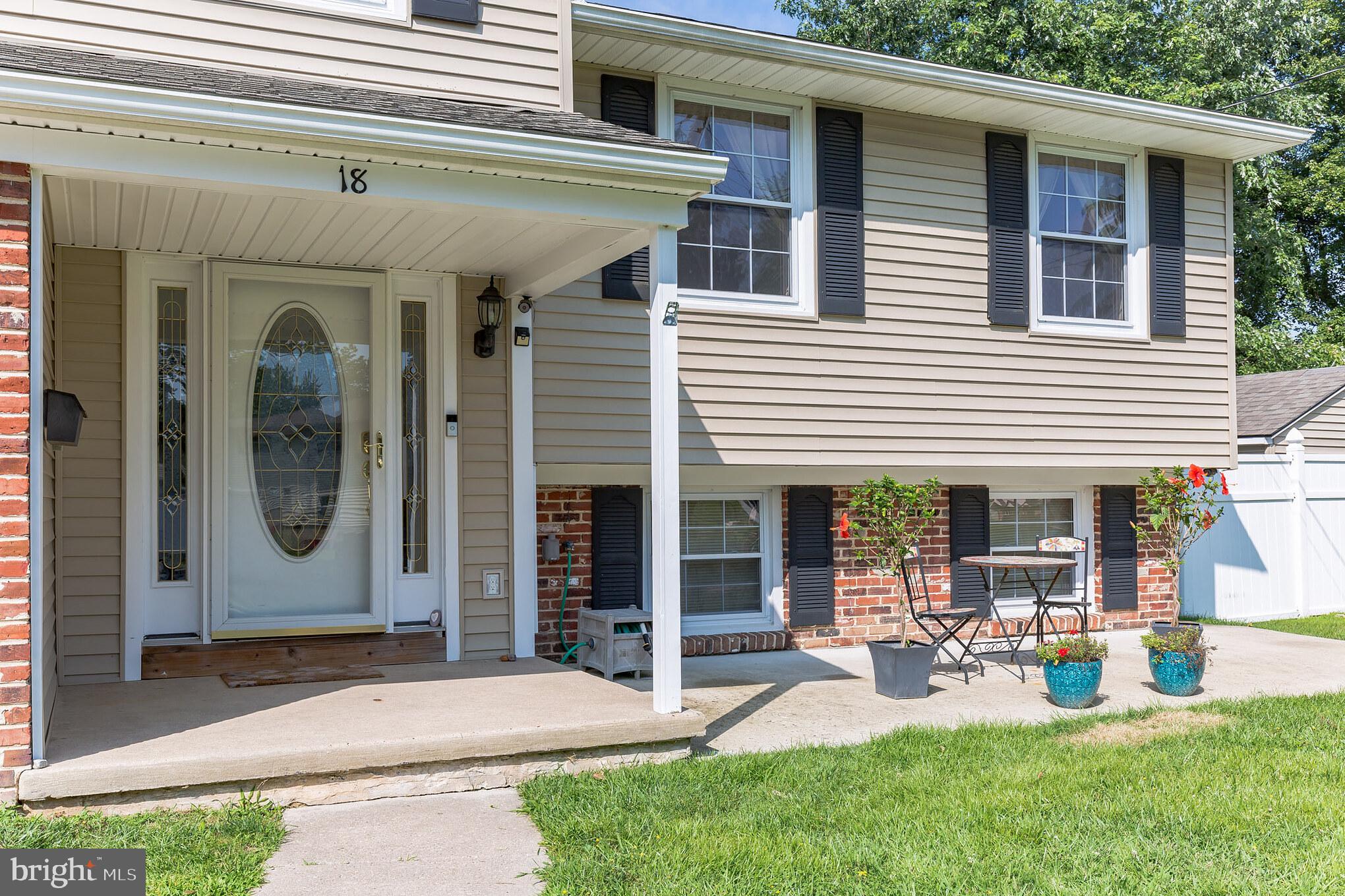 18 Homestead Road Stratford, NJ 08084 - Photo 2 of 30