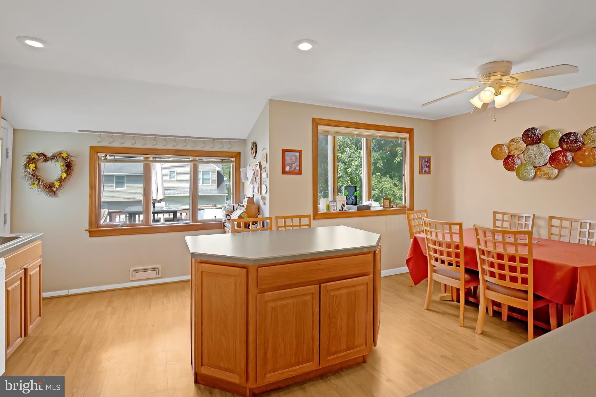 18 Homestead Road Stratford, NJ 08084 - Photo 11 of 30