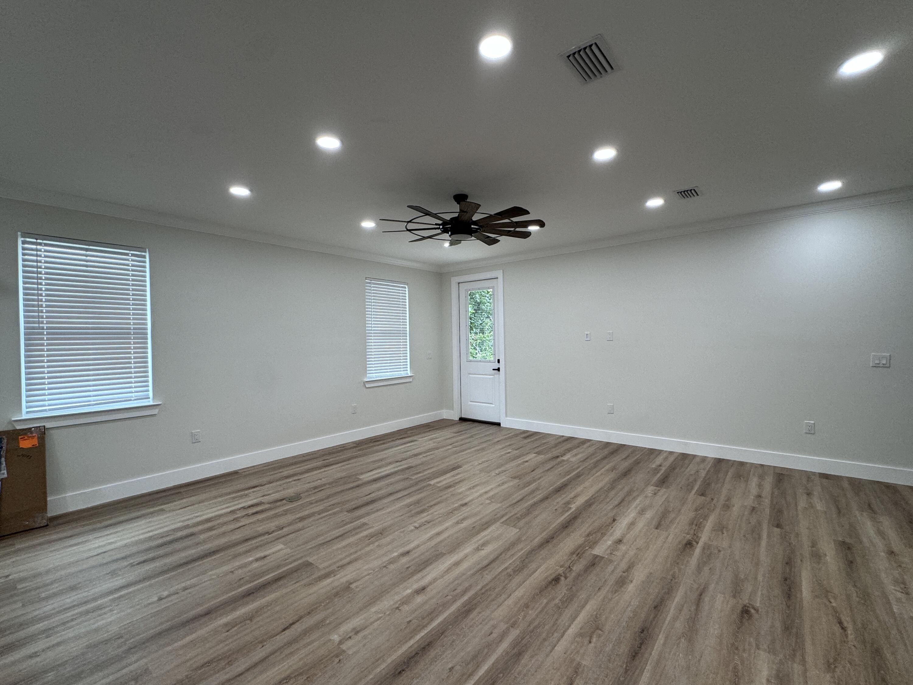 355 County Line Road Niceville, FL 32578 - Photo 3 of 21 IMG_7295