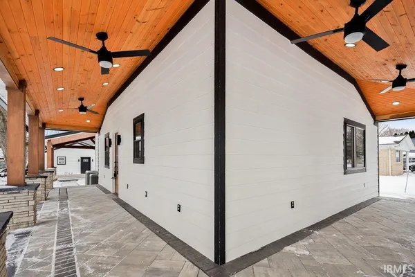 $424,900 | 307 West Walnut Street, Sharpsville, IN 46068