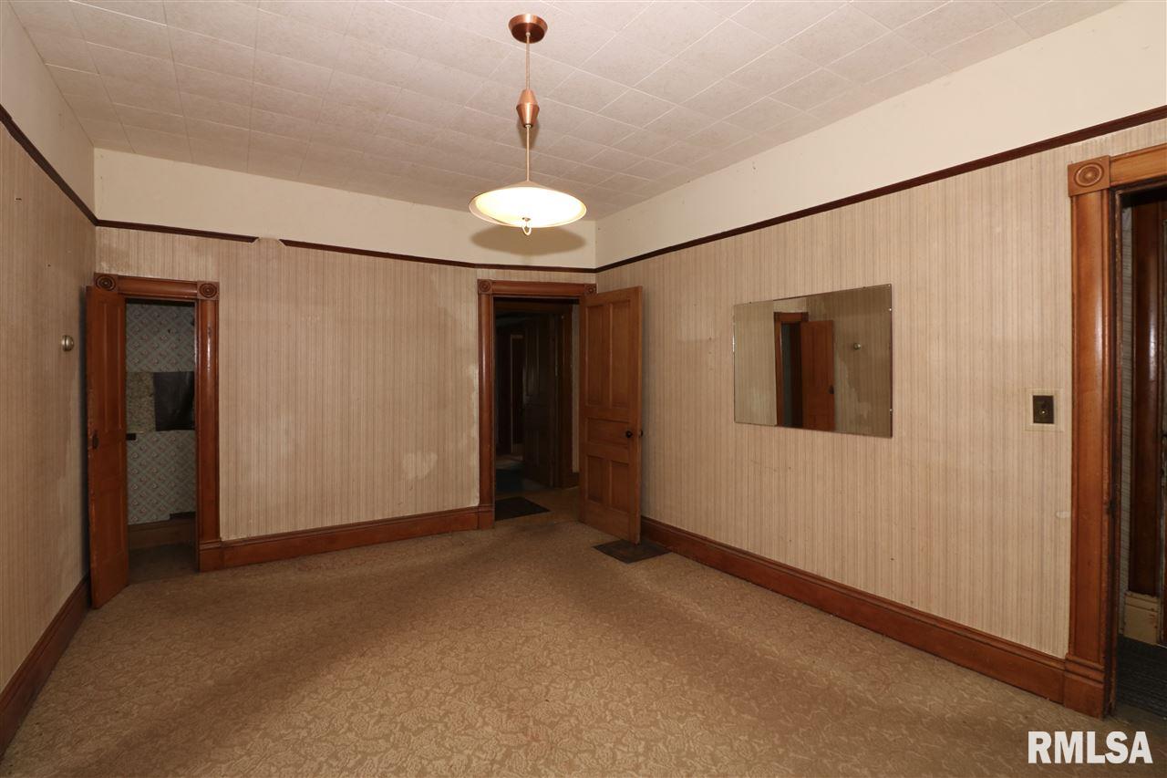 16920 Furrow Road Pekin, IL 61554 - Photo 14 of 34