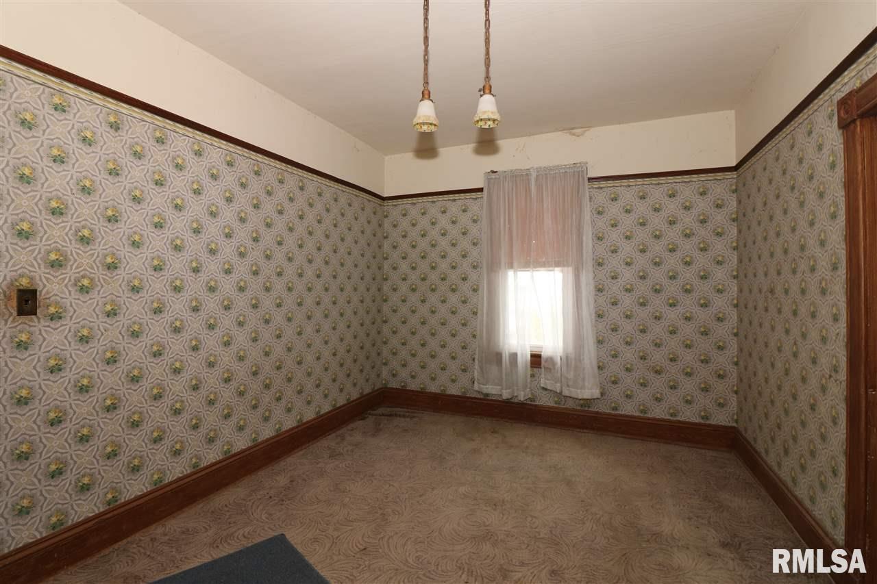 16920 Furrow Road Pekin, IL 61554 - Photo 7 of 34