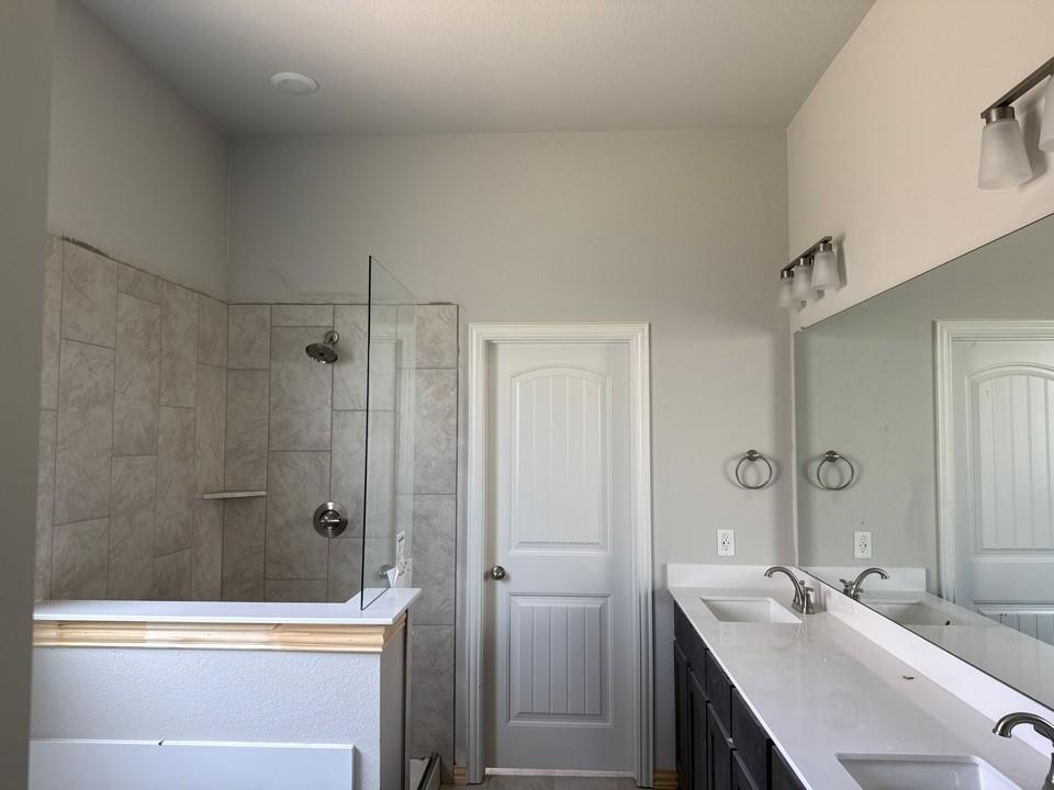 404 Guadalupe Lane Springtown, TX 76082 - Photo 7 of 8