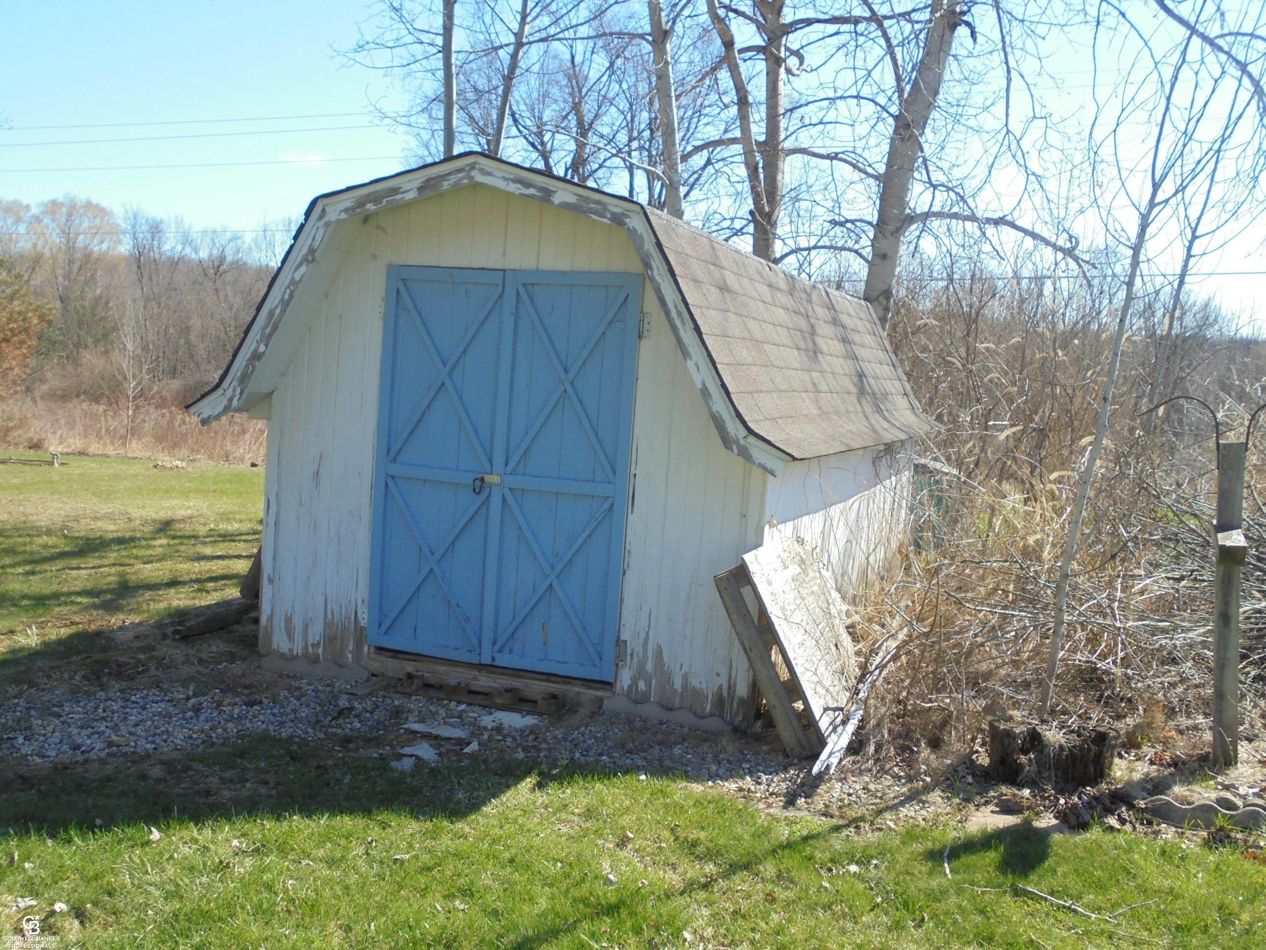 3188 Millville Road Lapeer, MI 48446 - Photo 53 of 65 Shed